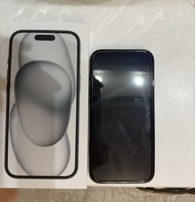 Срочно продам айфон 15