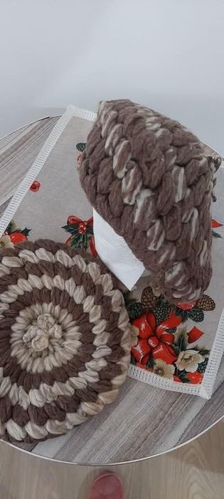 Шапки и каскети.