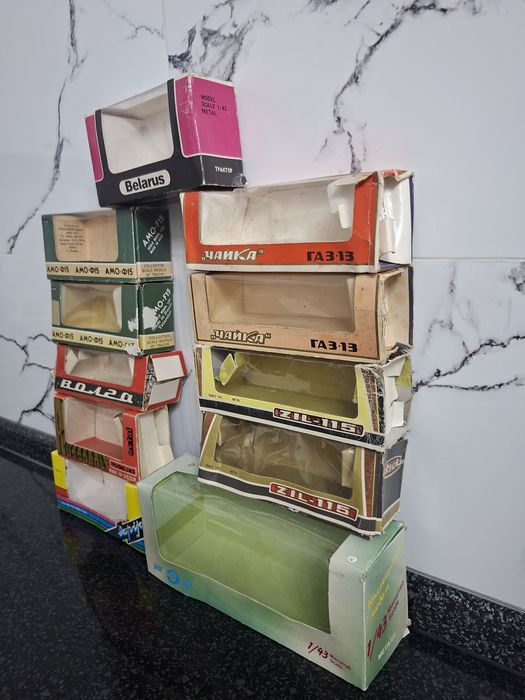 Масштабная модель машинка Коробка пустая