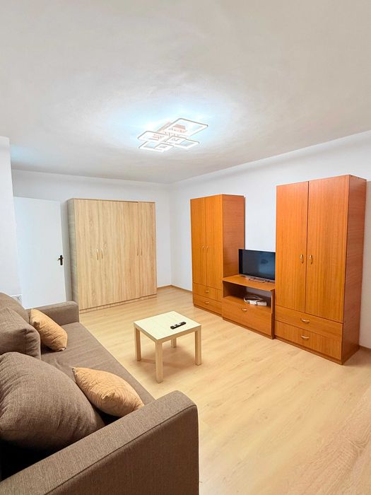 Garsoniera de inchiriat Crangasi