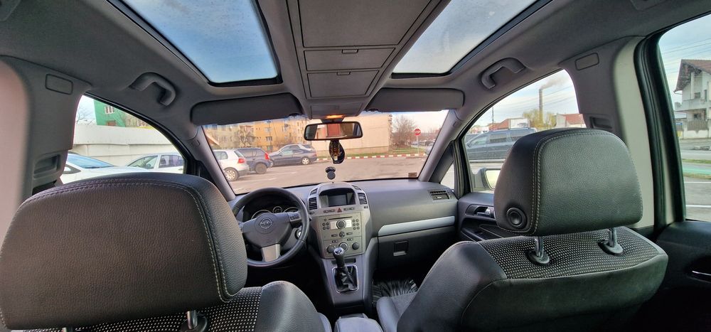 Opel Zafira 1.9 CDTI, 120 CP