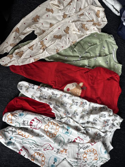 Бебешки дрешки и пижами