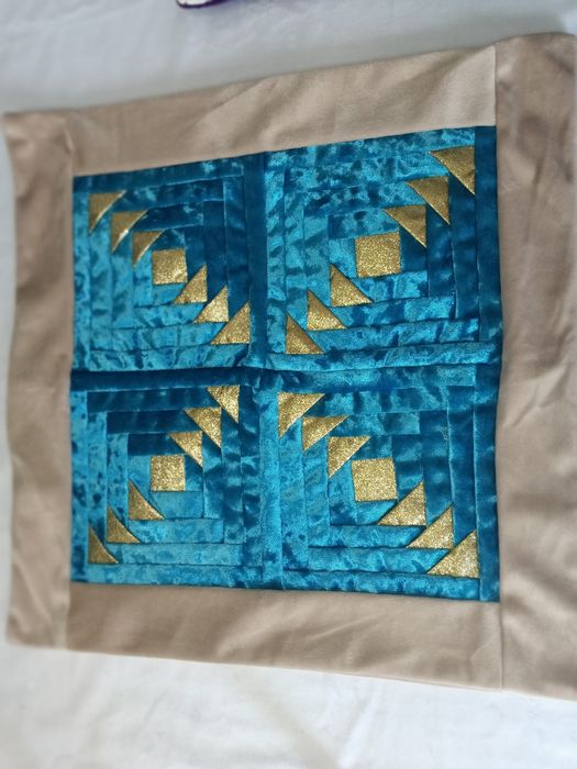 40×40 өлшемде чехолдар сатылады.