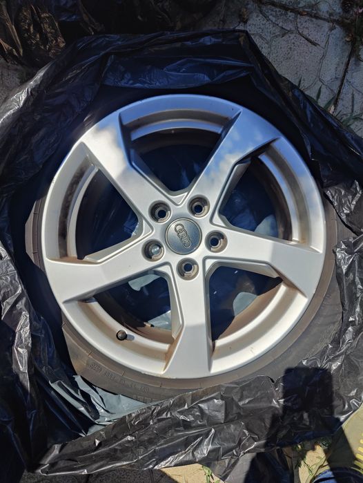 Jante originale Audi A3 S3 de 17,x7,5J 8V0601025CT