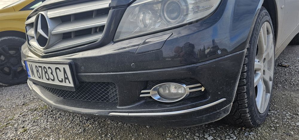 Предна броня Mercedes Benz w204