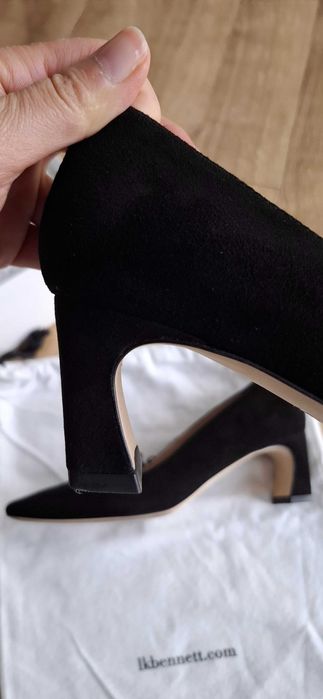 L.K.Bennett court shoes 38