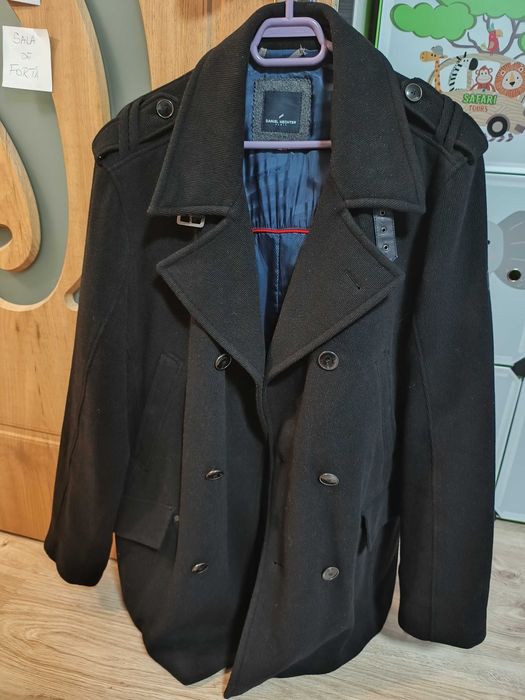 Vand palton barbati.