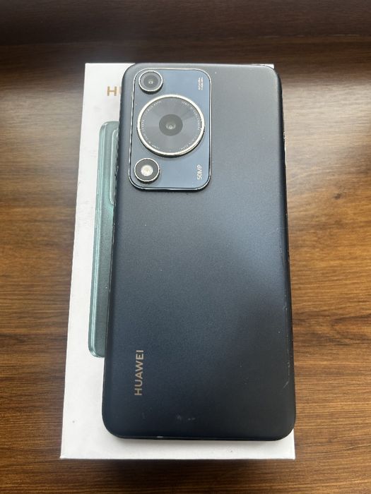 Huawei nova y72.