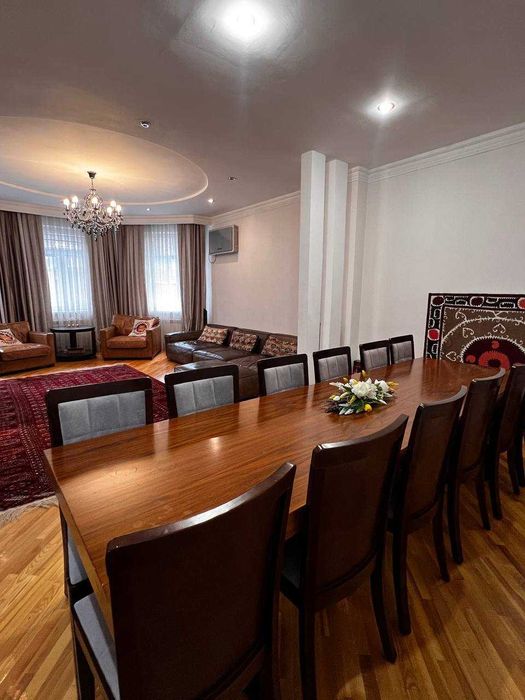 Просторный дом 400 м² на Ивлева, Яшнабадский район