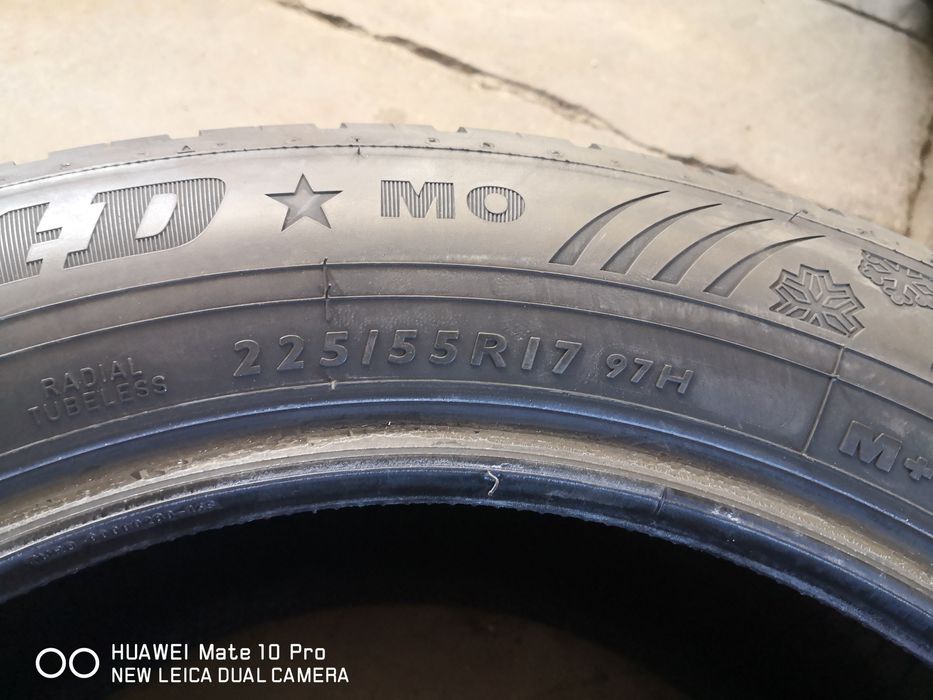 225 55 17 цола гуми dunlop