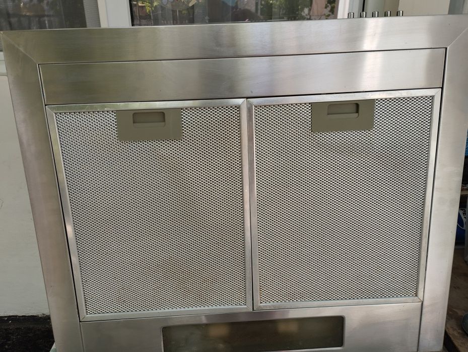 Электровытяжку б/у в хорошем состоянии