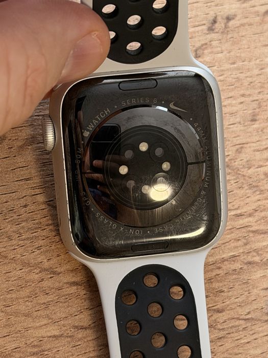 Apple watch 6 nike 44мм