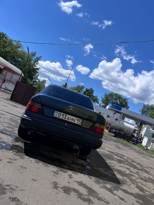 Продам Мерседес Е 200
