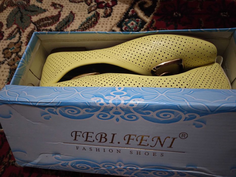 Ayollar uchun baletka FEBI FENI