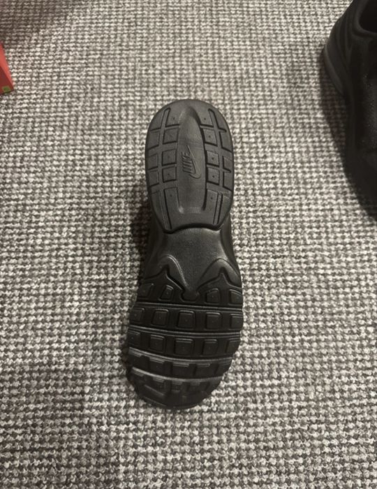 Nike air max invigor