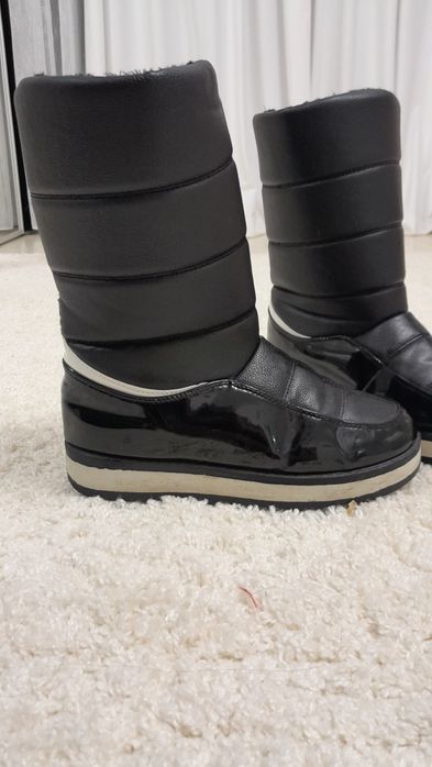 Cizme impermeabile de zapada