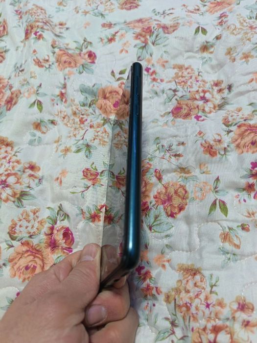 Samsung gelexy A04 xolati yahshi