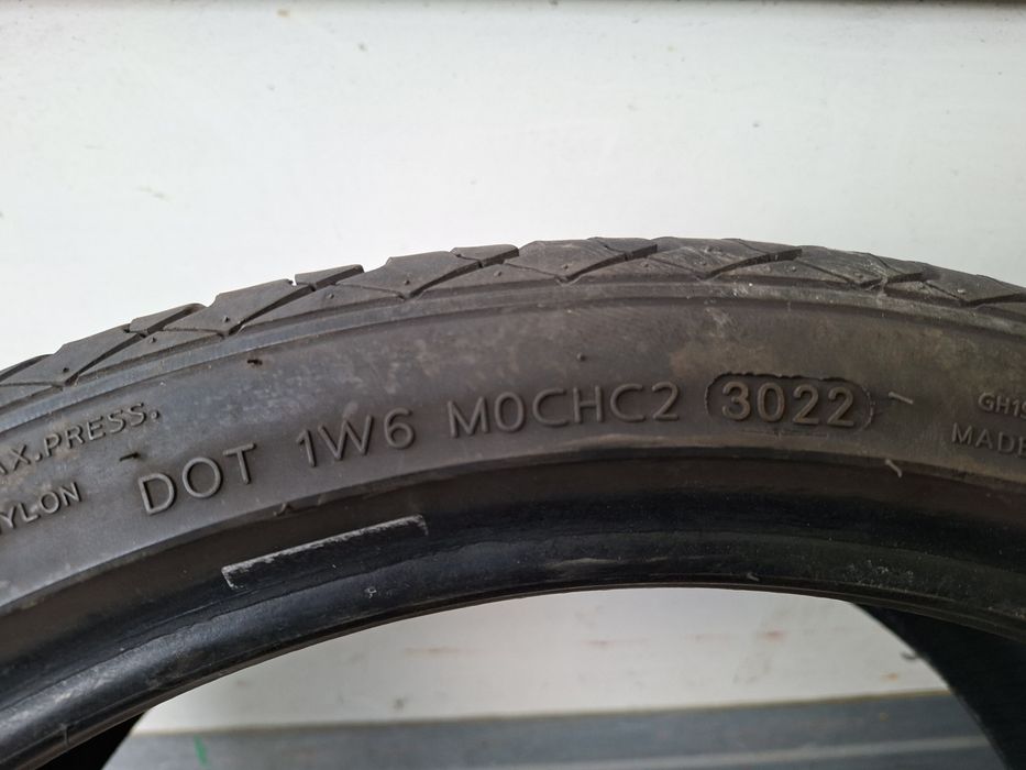 2 броя 235 35 19