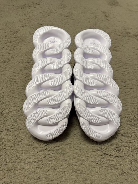 Versace Chain Reaction