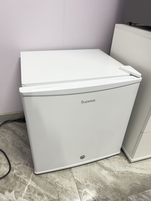 Продам Холодильник Бирюса