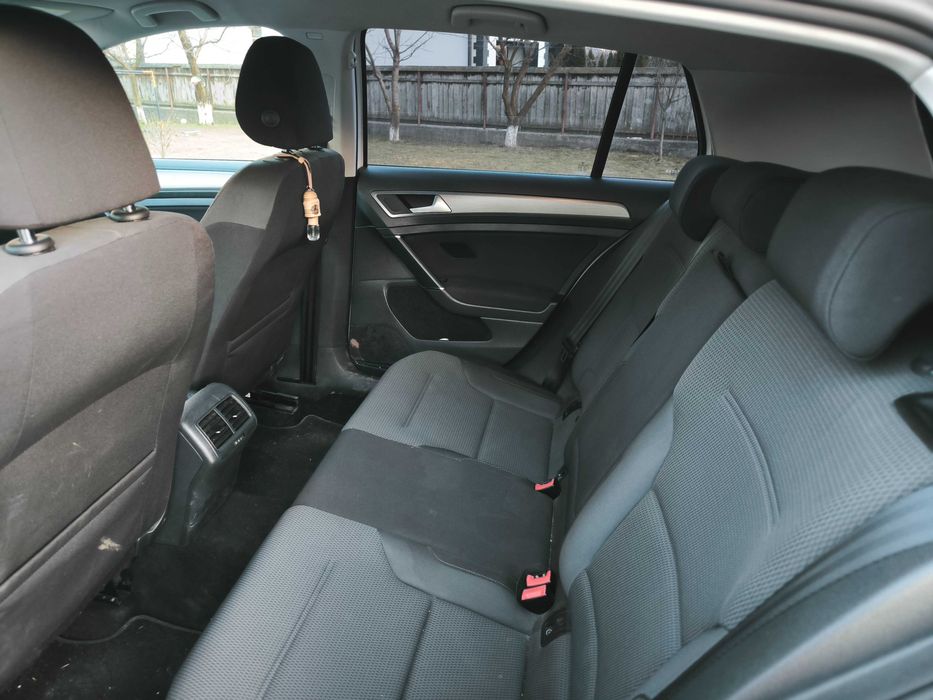 Volkswagen Golf VII 1.4 Benzina Bluemotion Euro-6 - Schimb cu autoutilitara mica