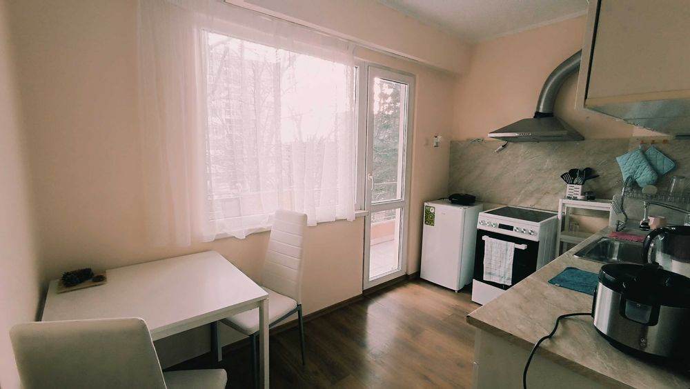 Дава се под наем Тристаен апартамент в Варна, Център - 62 кв.м за 498.27 € - Снимка #6