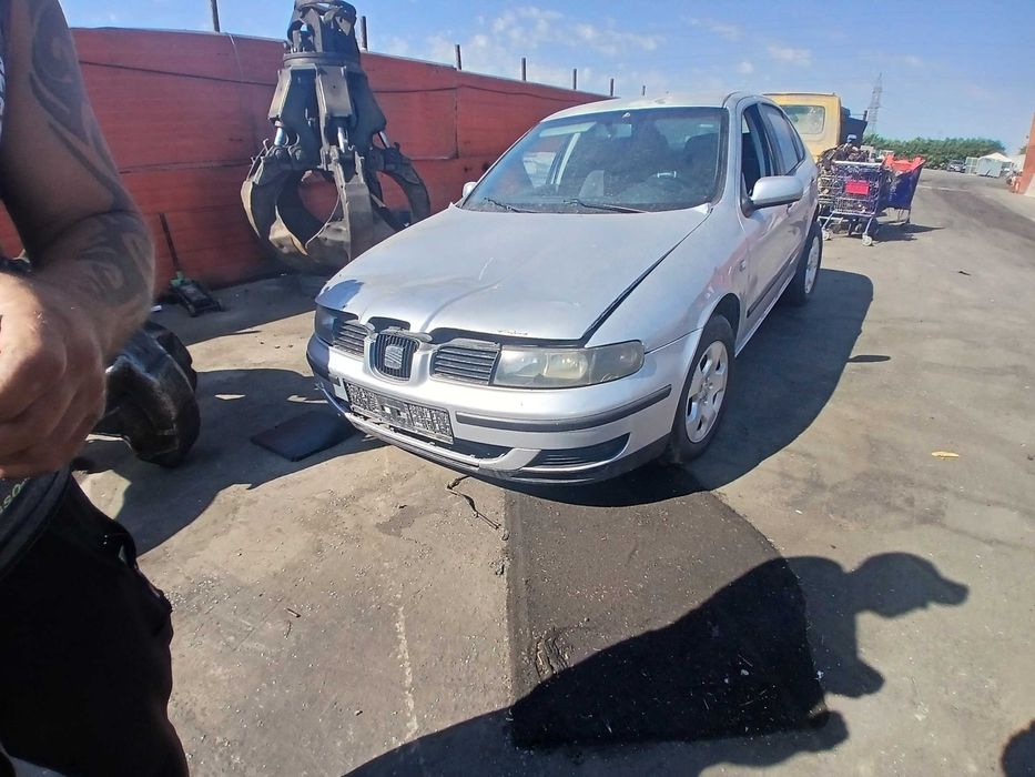 Dezmembrez seat leon 1m