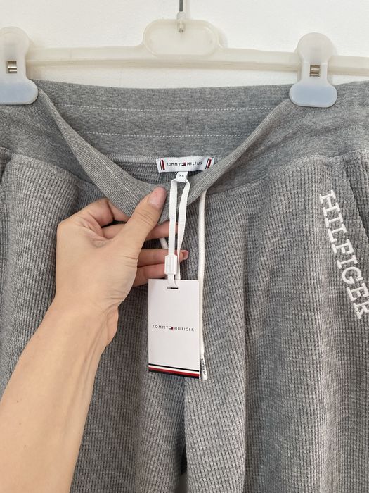 Pantaloni Tommy Hilfiger