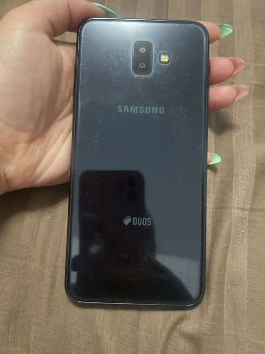 Telefon Samsung j6