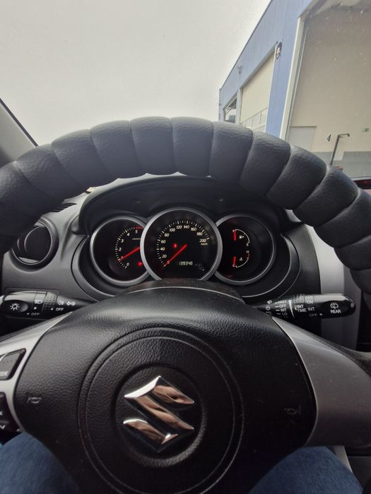 Лек автомобил Suzuki Vitara