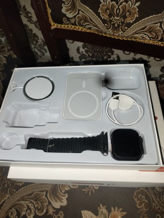 Soat sotiladi ichida xamma narsasi bor airportsdan tashqari