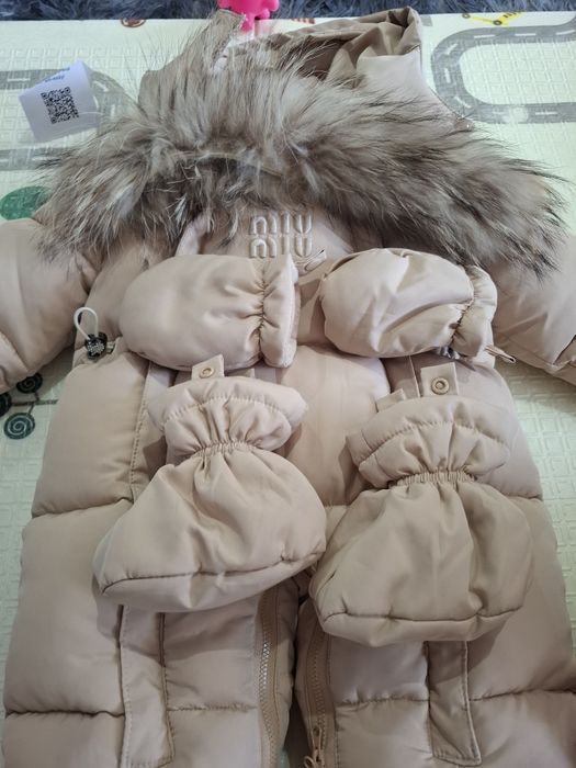 Продам детский комбинезон зимний