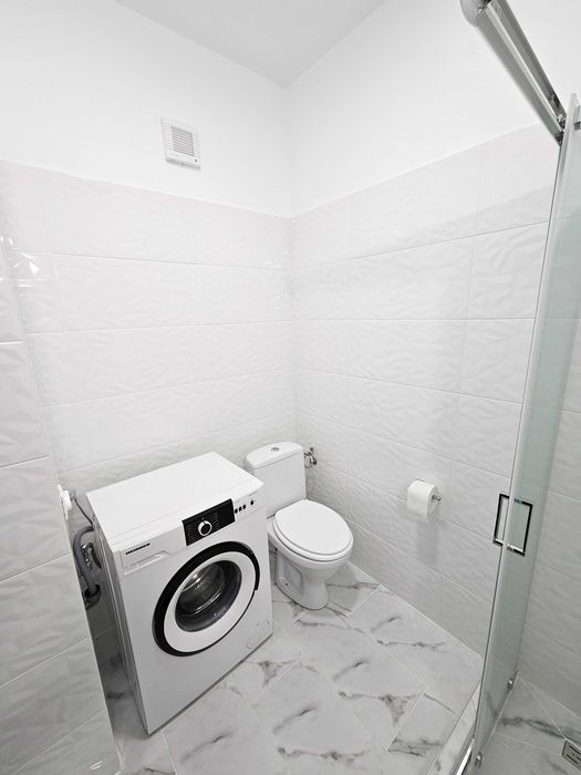 Proprietar ofer spre inchiriere garsoniera recent renovata in Plaza Residence
