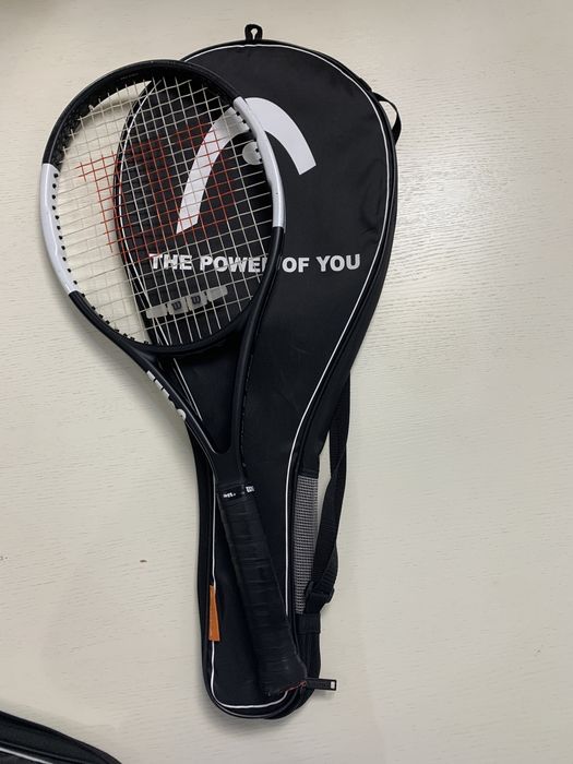 Ракетка для большого тенниса