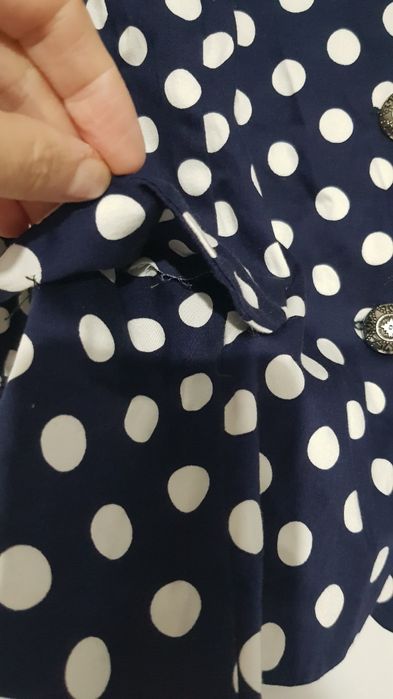 Sacou dama mar 40 pe eticheta dar recomand 38