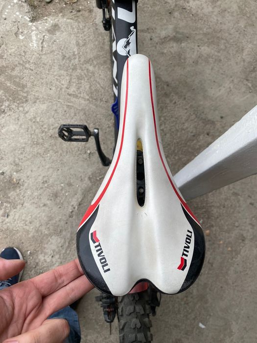 Велосипед очень легкий