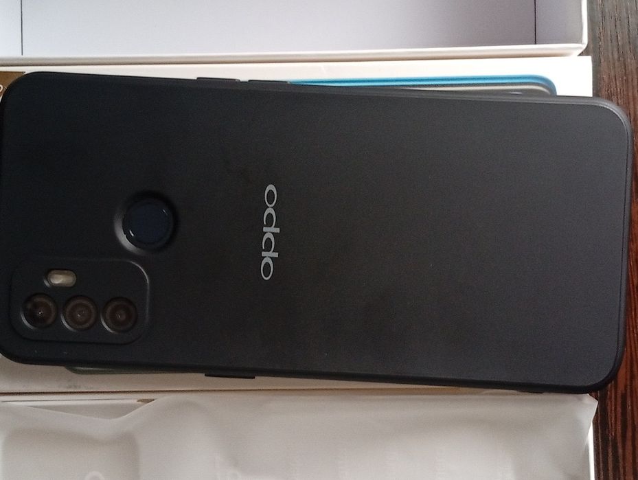 Продам Oppo A53 (4/64 ГБ)