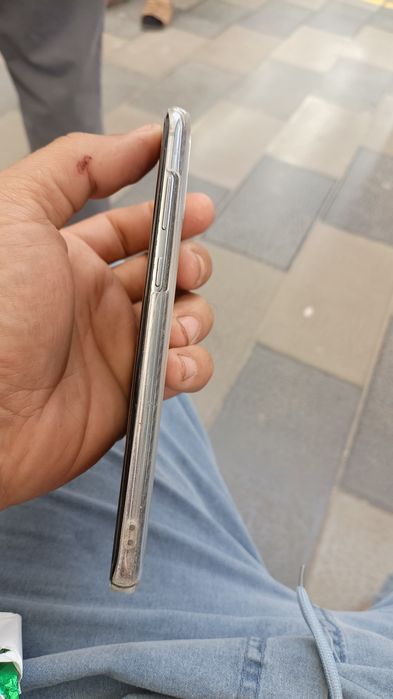 Samsung s20+  korea srocha sotiladi