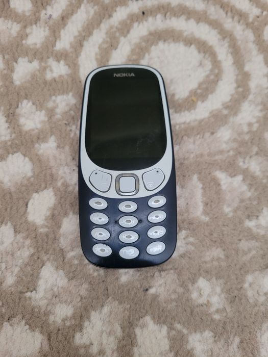 Nokia 33-10i  Nokia 33-10i