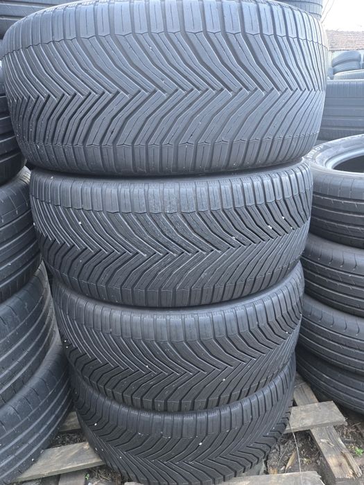 285 45 19 и 255 50 19 Michelin всесезонни.