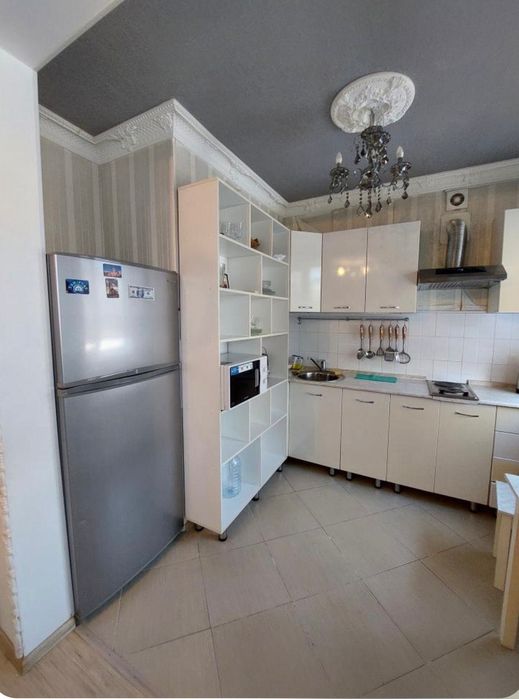 Сдаю  квартиру по месячно