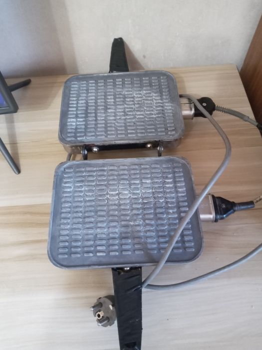 Продам вафильница  советский