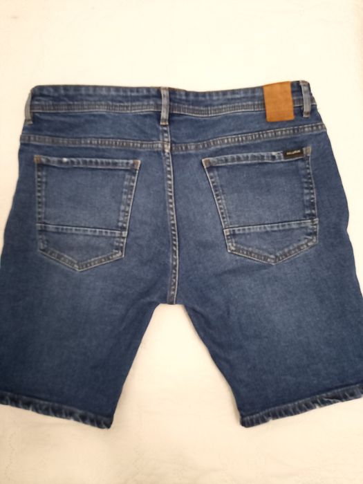 Blugi Scurti Pull & Bear 42
