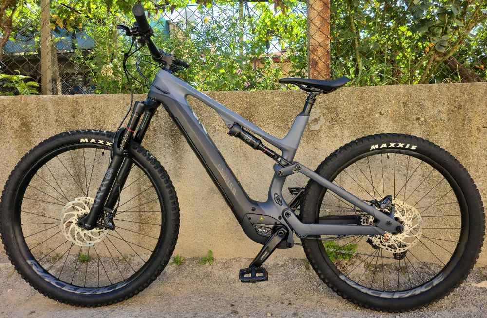 Canyon spectral ON CF 8 29/27.5 Електрически Карбонов 1x12 Като нов