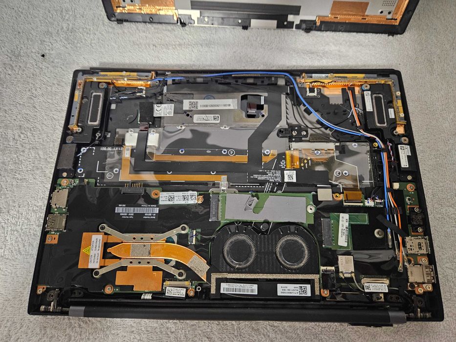 dezmembrez lenovo x1 carbon Gen 6 i5 1135G7 16 gb ram