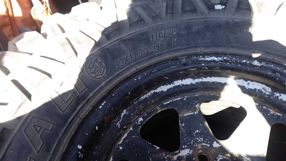 Резина б/у грязивая