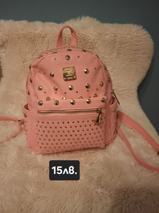 Чанти и несесери