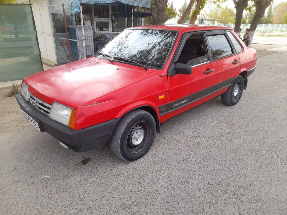 Lada 99 yili 96 holati yaxshi