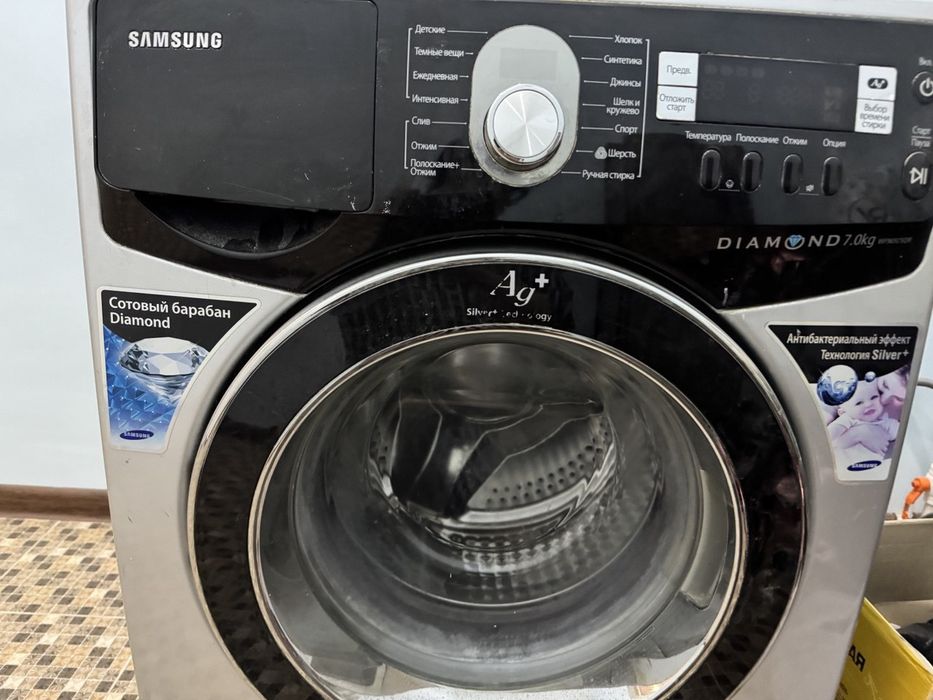 Avtomat kir yuvish mashinasi sotiladi