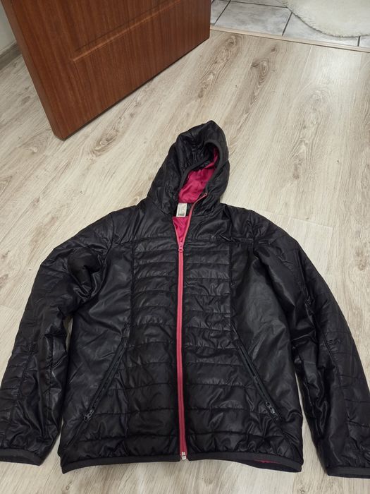 Geaca Decathlon marime 153-162 cm